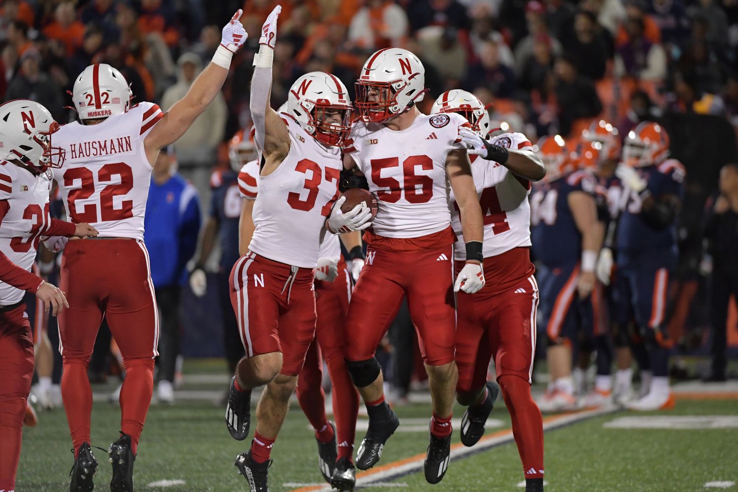 NU vs. Illinois 2023 - celebrate recovered fumble